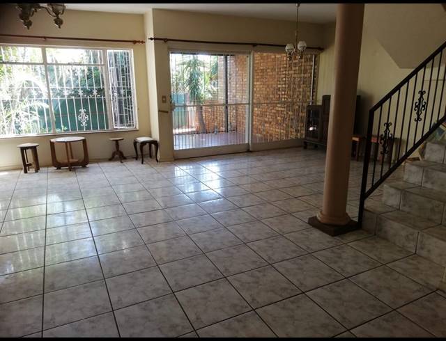 3 BEDROOM TOWNHOUSE SOLD IN WONDERBOOM